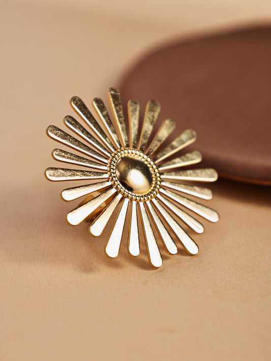 Bold Gold Sunflower Ring – Stainless Steel Statement Jewelry