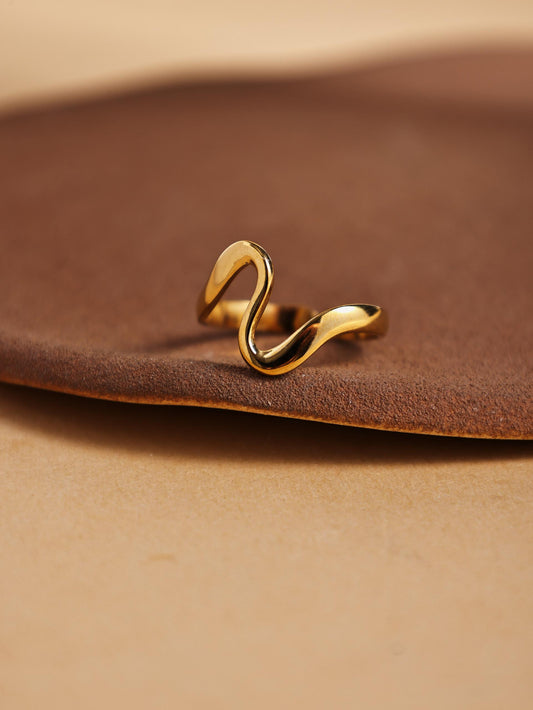 Minimalist Irregular Stainless Steel Ring – Chic Statement Jewelry