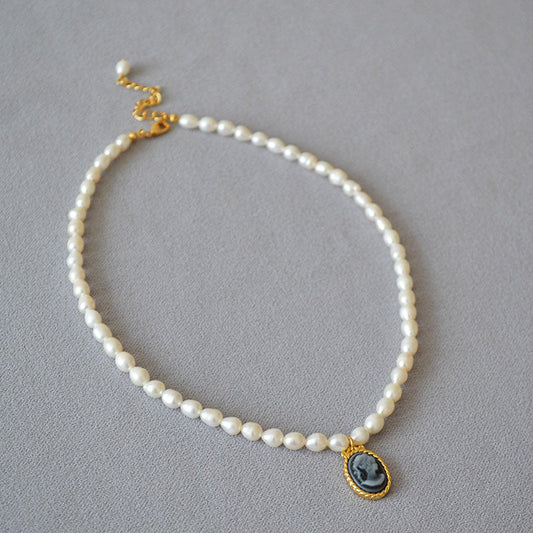 Pearl Necklace with Cameo Pendant