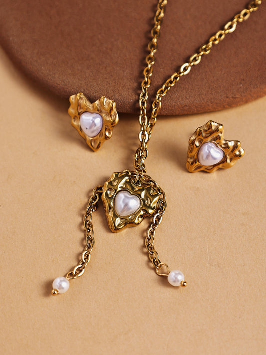 Stainless Steel Heart Necklace with Pearl – Elegant High-End Jewelry