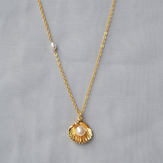 Gold Seashell Pendant Necklace with Pearl Accent