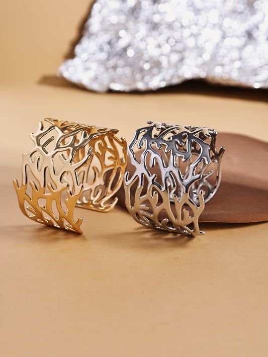 Adjustable C-Shaped Stainless Steel Bangle – Open Design Bracelet