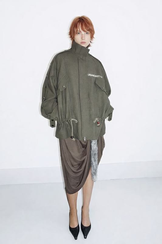 Winter Drift – Drawstring Waist Utility Puffer Coat